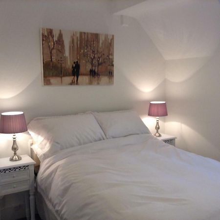 Central Windsor Apartments Екстер'єр фото
