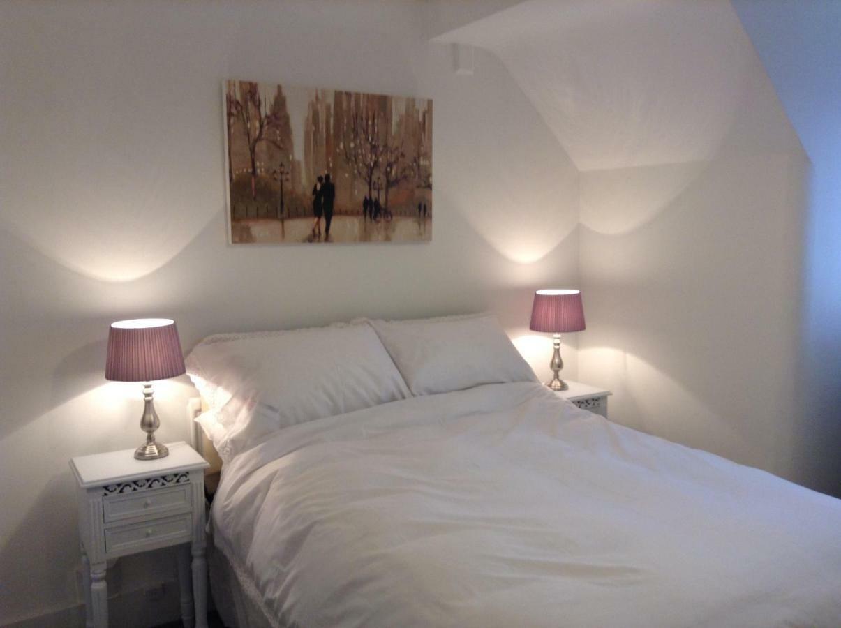 Central Windsor Apartments Екстер'єр фото